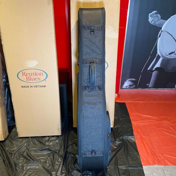 Reunion Blues RBC2B Continental Voyager Bass Case (B-Stock)