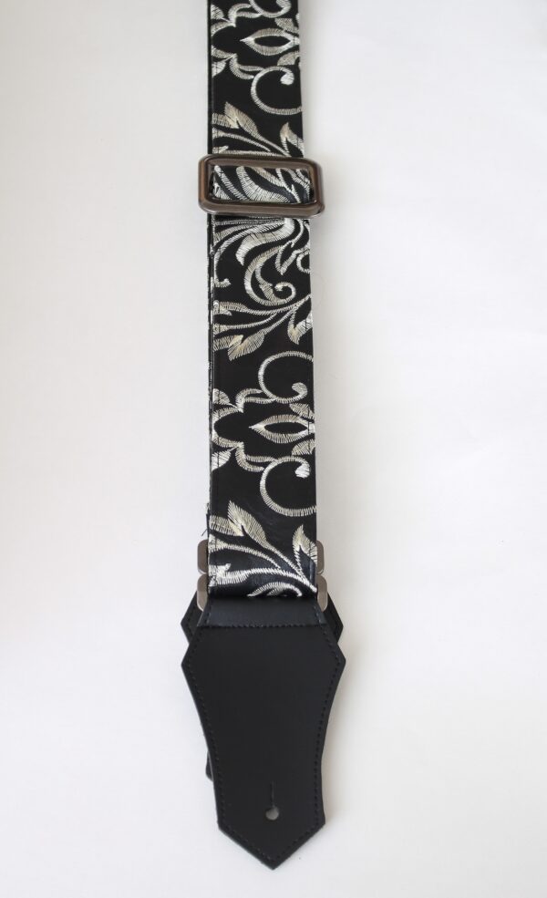 GET'M GET'M Stenson Black and White Bass Strap